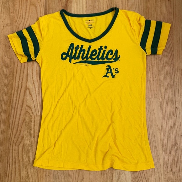 Tops - Oakland A’s Baseball T-shirt
